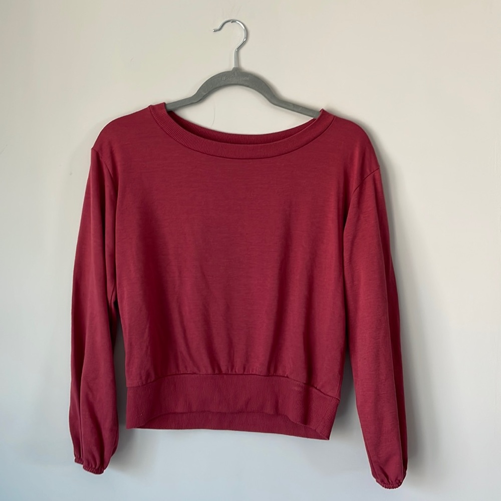 gently used women’s top